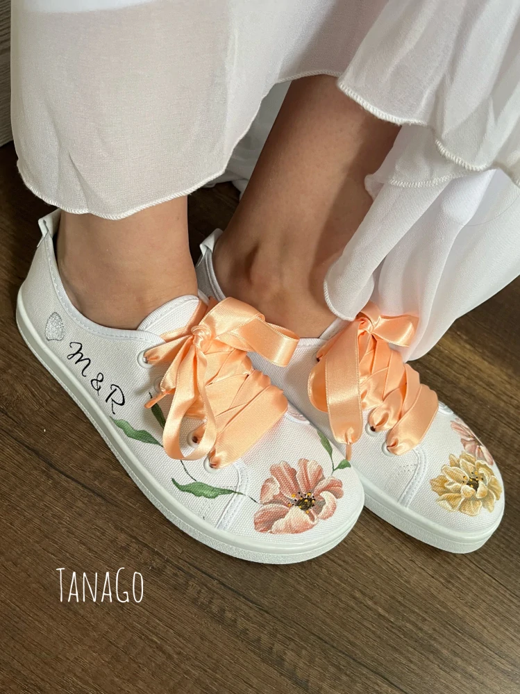 Rozkvetlé barefoot v broskvové